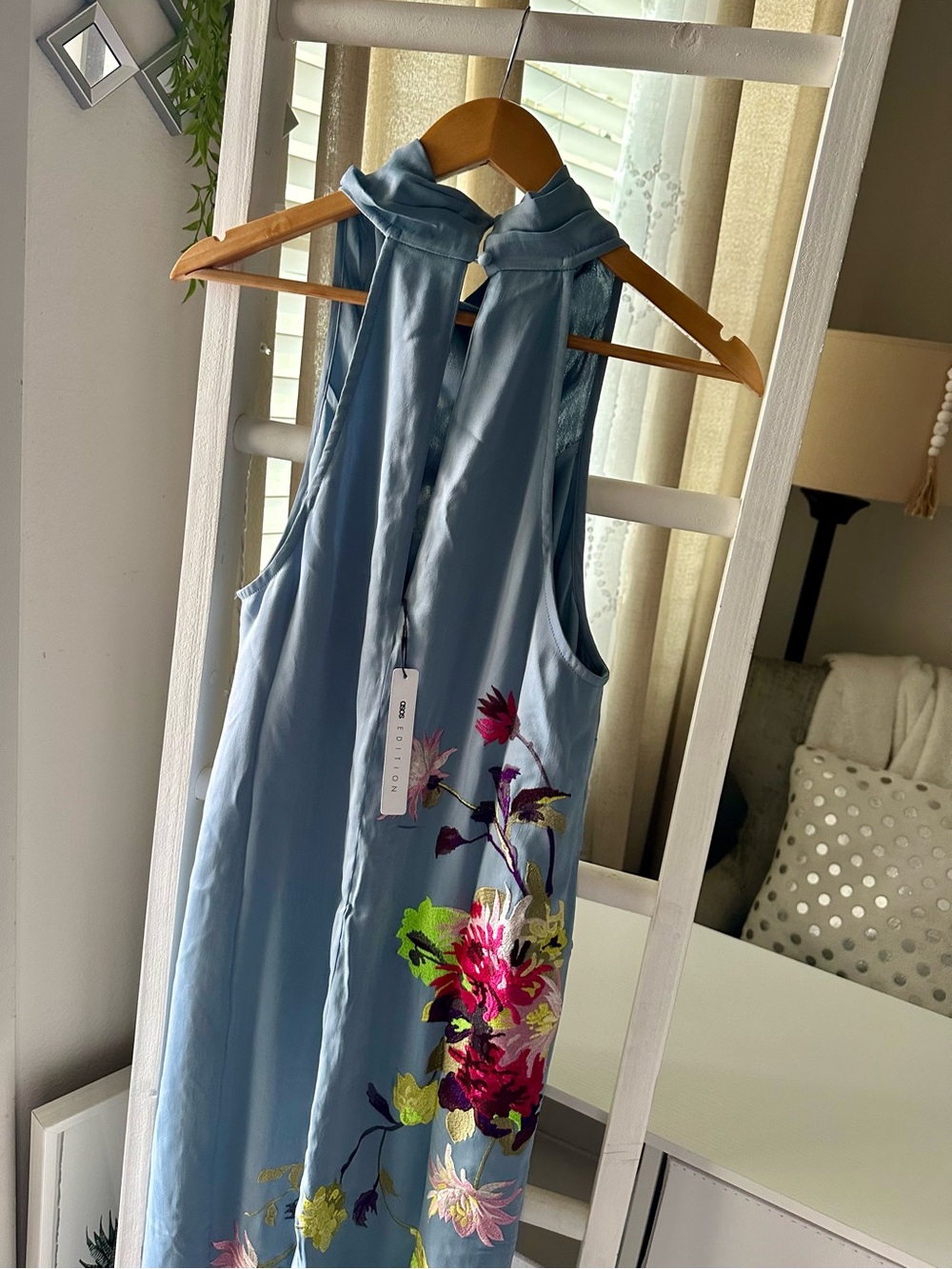 Sleeveless Floral Embroidered Fringed Hem Halter Midi Dress - Picture 3 of 6